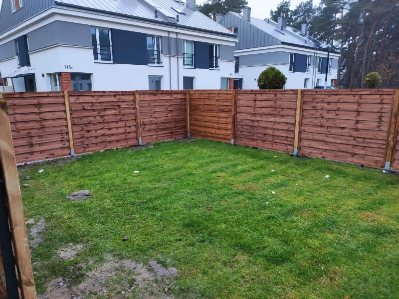 Zdjęcie - ogrodzenie drewniane całe